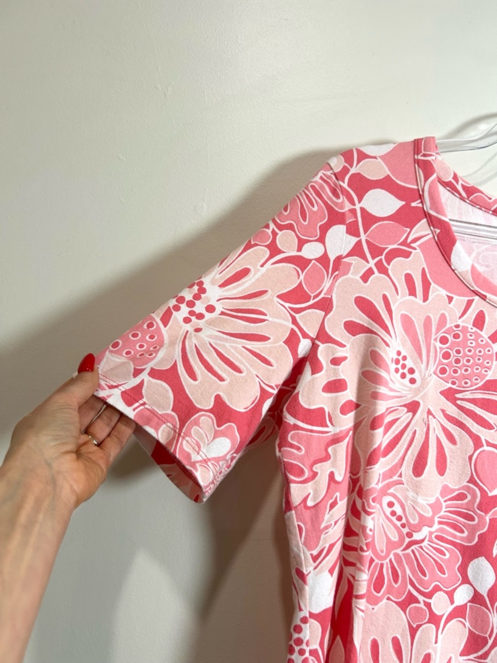 Talbots Top Women Sz L Pink Floral Cotton Tee Spring Lightweight Stretchy Casual - Picture 3 of 9